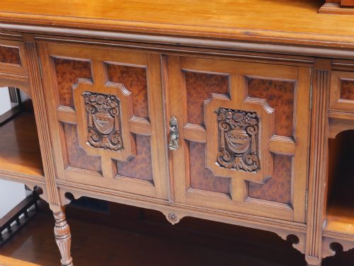 FINE WALNUT AMBOYNA SIDEBOARD - ADDITIONAL PHOTO 2