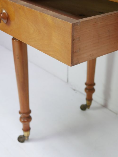SATINBIRCH SIDE LAMP TABLE - ADDITIONAL PHOTO 1