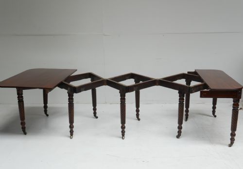 LARGE IRISH FOLDING DINING TABLE - ADDITIONAL PHOTO 9