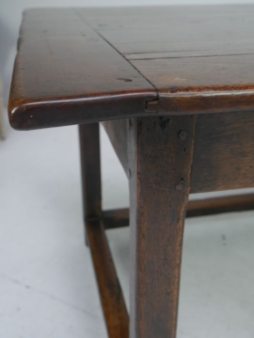 GEORGIAN OAK SIDE HALL TABLE - ADDITIONAL PHOTO 4