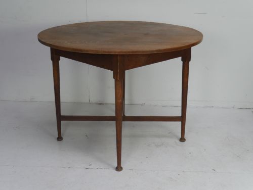 Oak Table