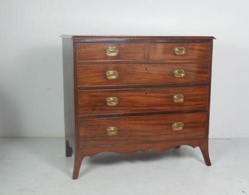 NEAT 18TH CENTURY CHEST OF DRAWERS - ADDITIONAL PHOTO 1
