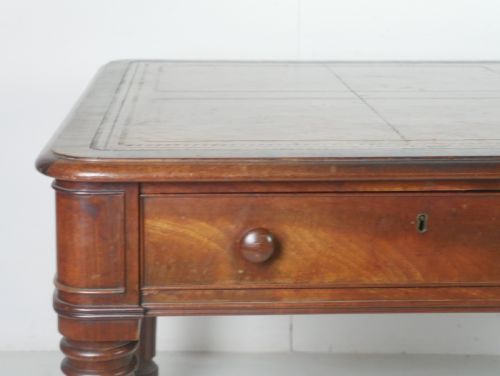 REGENCY PARTNERS WRITING DESK - ADDITIONAL PHOTO 6