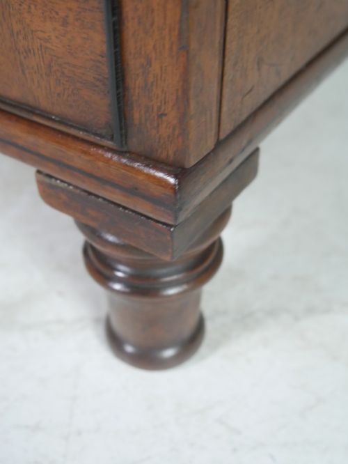 FINE DRESSING TABLE CABINET - ADDITIONAL PHOTO 8