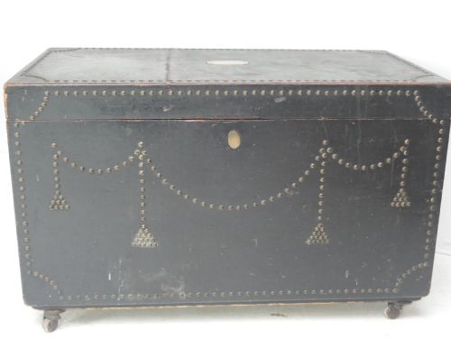 REGENCY CAMPHOR WOOD TRUNK - ADDITIONAL PHOTO 4