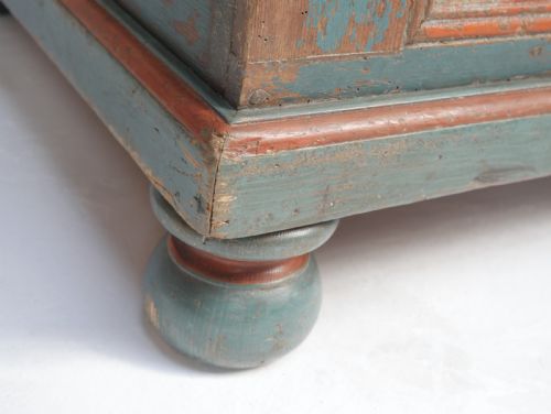 19THC SWEDISH PAINTED COFFER CHEST - ADDITIONAL PHOTO 13