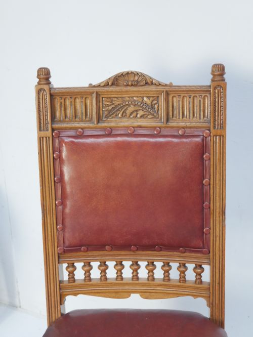 PAIR OAK LEATHER CHAIRS - ADDITIONAL PHOTO 2