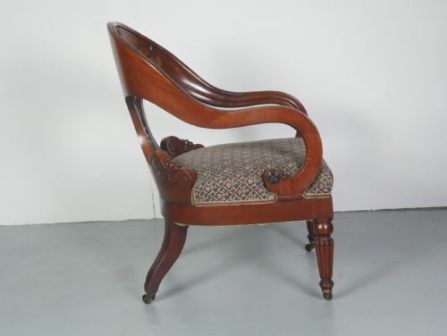 SMALL EXCEPTIONAL REGENCY ARMCHAIR - ADDITIONAL PHOTO 2