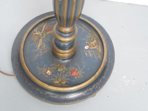 TALL BLUE CHINOISERIE FLOOR LAMP - ADDITIONAL PHOTO 1