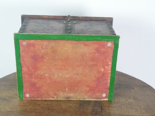 SMALL SCANDINAVIAN PAINTED BOX - ADDITIONAL PHOTO 7