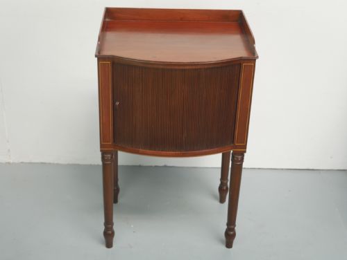 FINE REGENCY BEDSIDE CUPBOARD - ADDITIONAL PHOTO 10