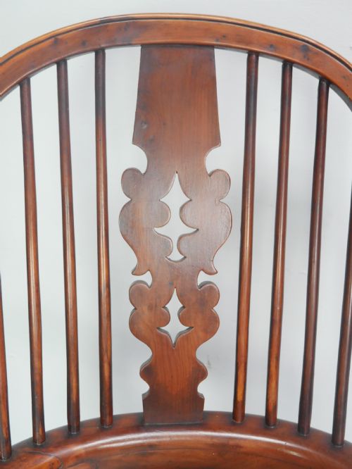 19THC YEW WINDSOR ARMCHAIR - ADDITIONAL PHOTO 2