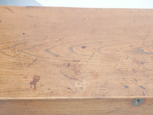ELM COFFER - ADDITIONAL PHOTO 10