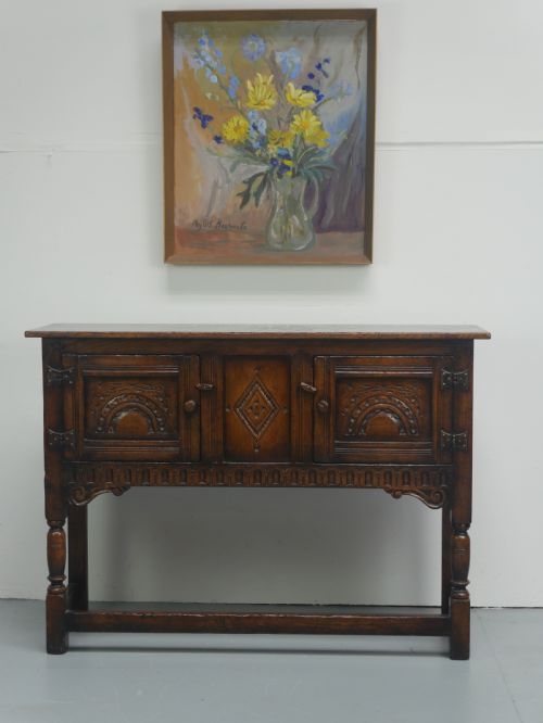 SMALL SOLID OAK SIDEBOARD - ADDITIONAL PHOTO 12