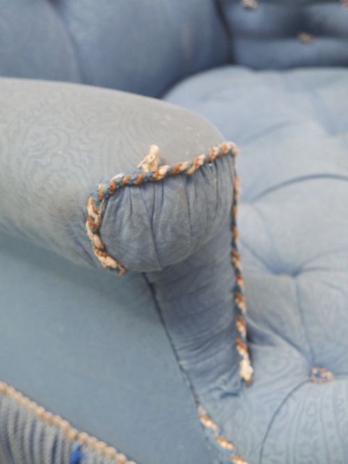 NEAT ARMCHAIR - ADDITIONAL PHOTO 5