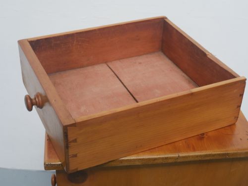 PAIR PINE BEDSIDE OF DRAWERS - ADDITIONAL PHOTO 7