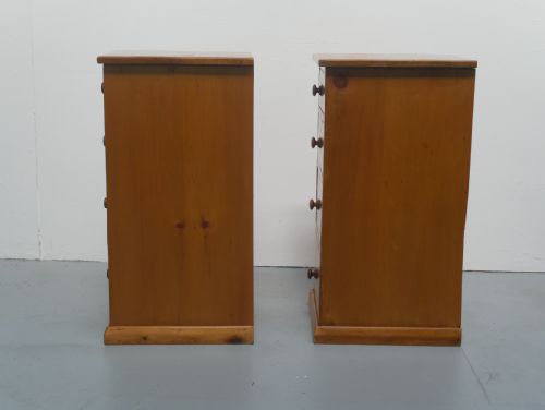 PAIR PINE BEDSIDE OF DRAWERS - ADDITIONAL PHOTO 8