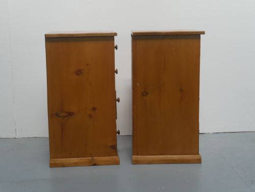 PAIR PINE BEDSIDE OF DRAWERS - ADDITIONAL PHOTO 11