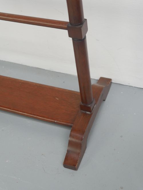 LARGE MAHOGANY TOWEL RAIL - ADDITIONAL PHOTO 2