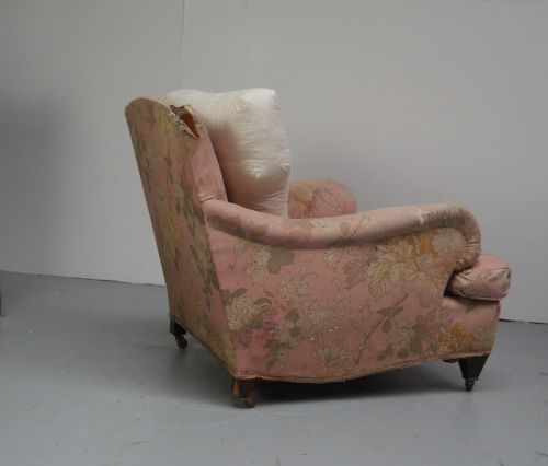 HOWARD STYLE ARMCHAIR - ADDITIONAL PHOTO 1