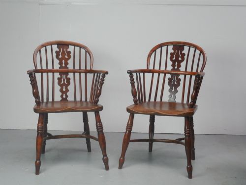 PAIR YEW ELM WINDSOR ARMCHAIRS - ADDITIONAL PHOTO 9