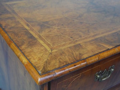 ENGLISH WALNUT CHEST ON STAND 16901700 - ADDITIONAL PHOTO 8