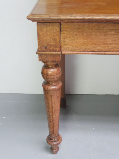 LARGE SCOTTISH OAK SERVING TABLE - ADDITIONAL PHOTO 5