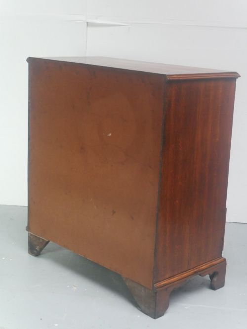 GEORGIAN OAK CHEST OF DRAWERS 95CM WIDE - ADDITIONAL PHOTO 4