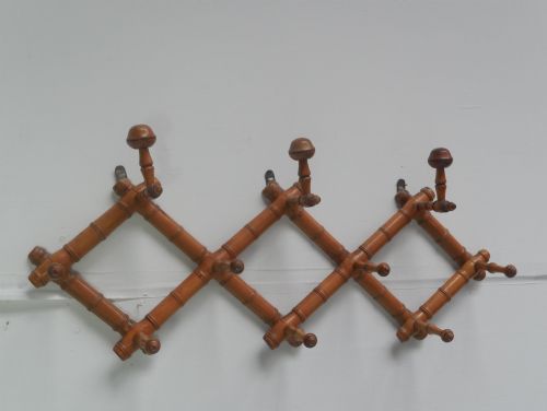 FAUX BAMBOO WALL HAT COAT HOOKS - ADDITIONAL PHOTO 4