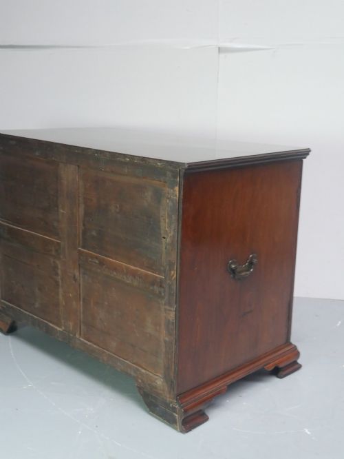 LOW GEORGIAN LINEN CUPBOARD - ADDITIONAL PHOTO 4