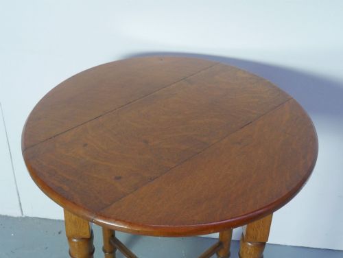 1920S OAK LAMP TABLE - ADDITIONAL PHOTO 4