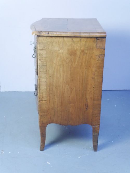 SMALL 18THC SWEDISH CHEST OF DRAWERS - ADDITIONAL PHOTO 5