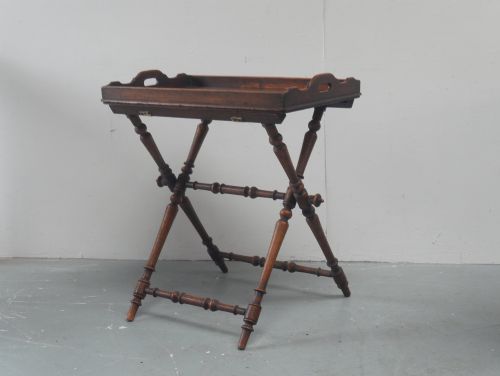 Oak Butlers Tray & Stand