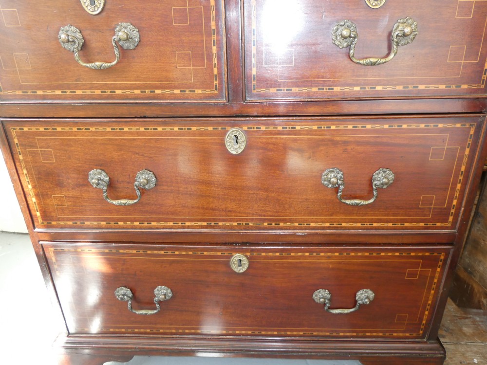Small English 18thC Chest of Drawers View III