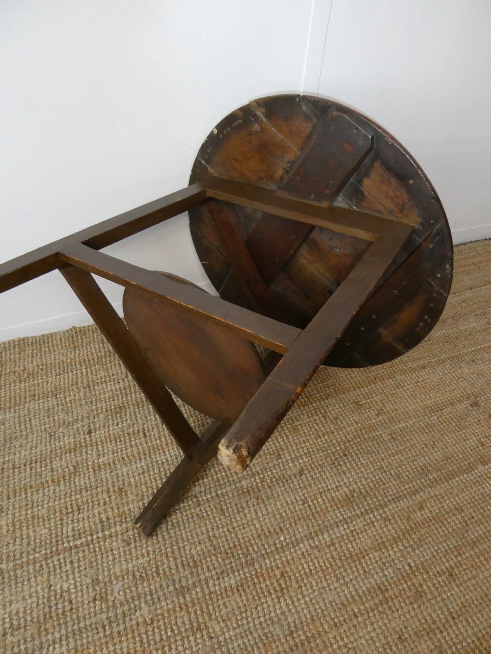 English 18thC Cricket Table View V