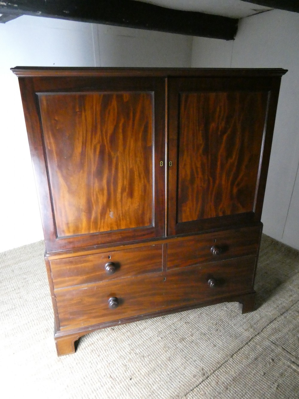 Small 18thC Linen Cupboard
