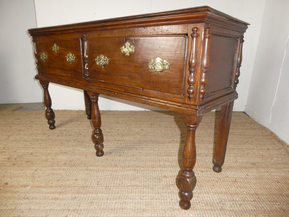 Small English 18thC Oak Dresser  View IV