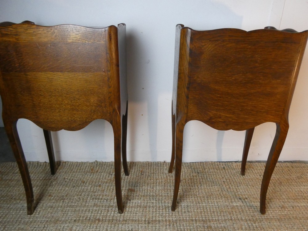 Pair Oak Bedside Cabinets View V