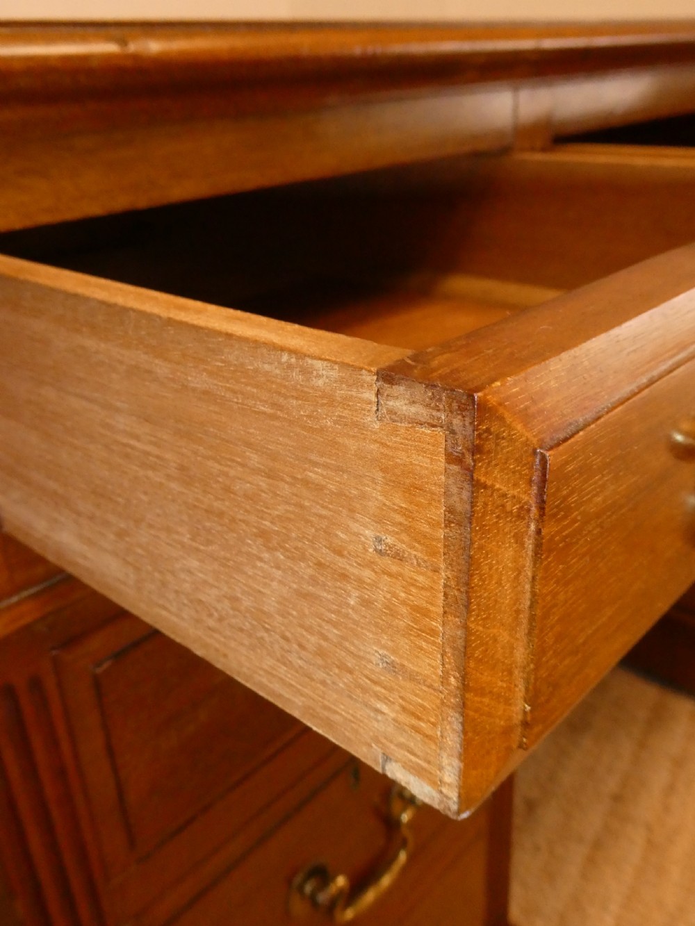 Neat Kneehole Desk View XV