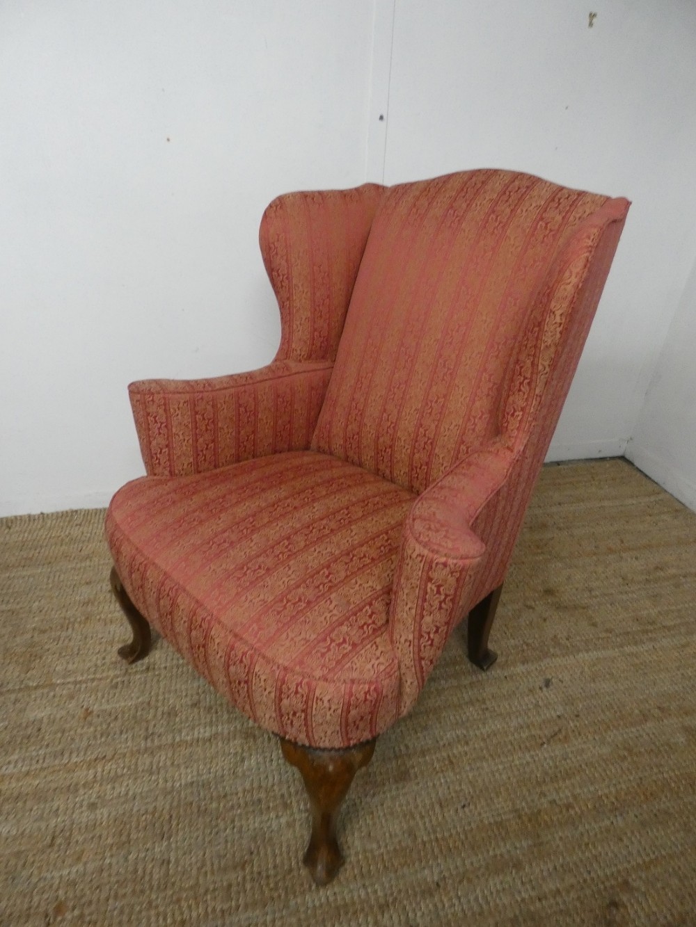 Georgian style Walnut Wing Chair C1900