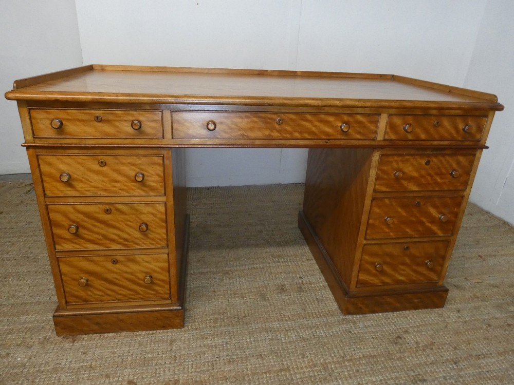 19th Century Satinbirch Kneehole Desk