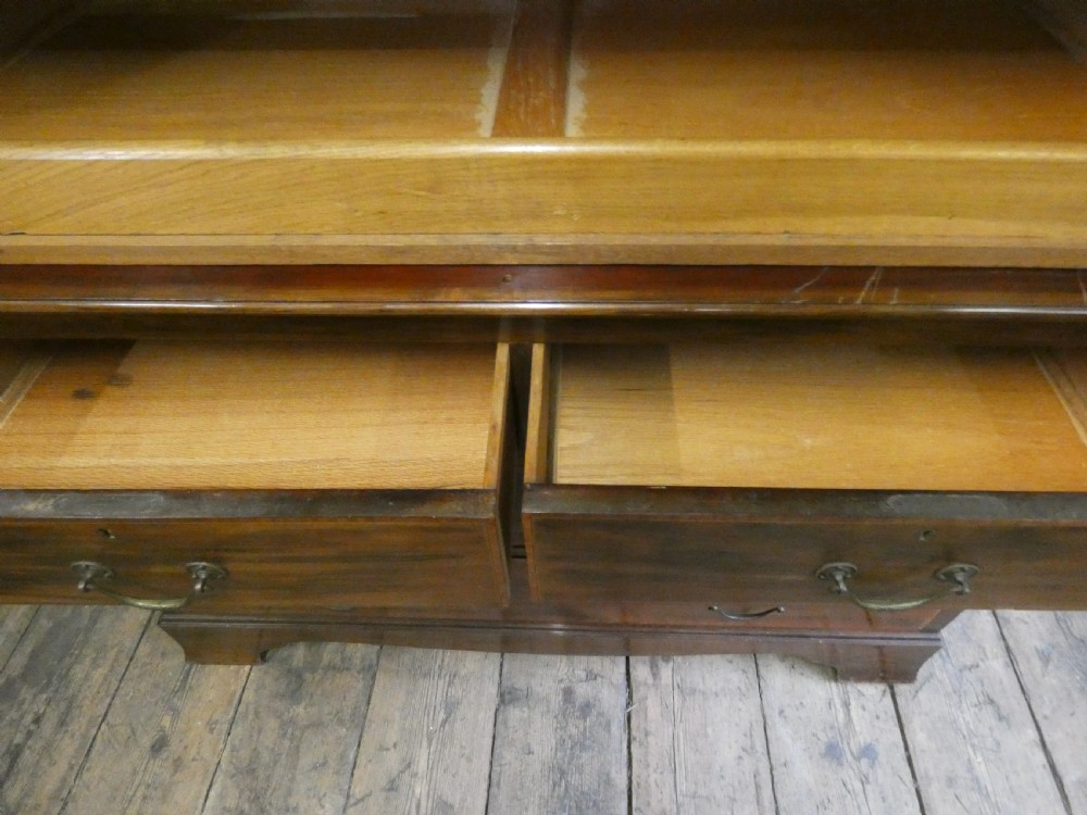 1900s Scottish Linen Cupboard View VI