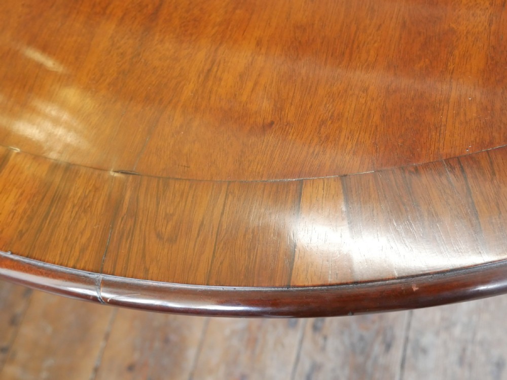 Large Oval Dining - Centre Table View IV