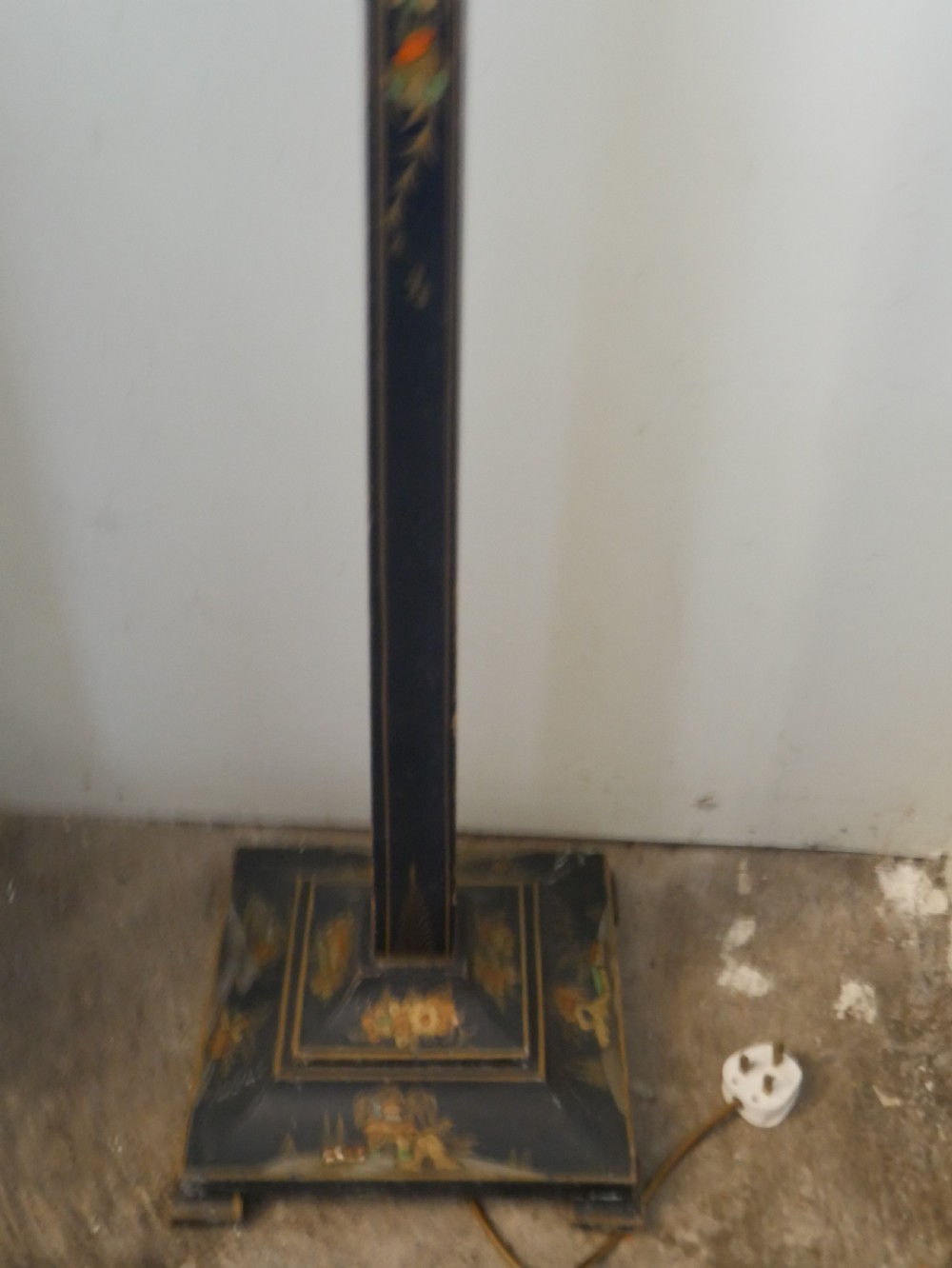 Blue Lacquer Standard Lamp View VII