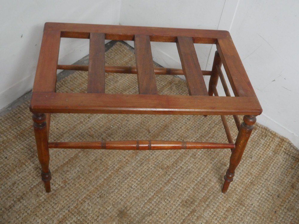 Long Luggage Rack