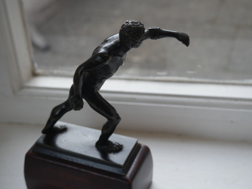 19thC Borghese Gladiator Bronze   View VI