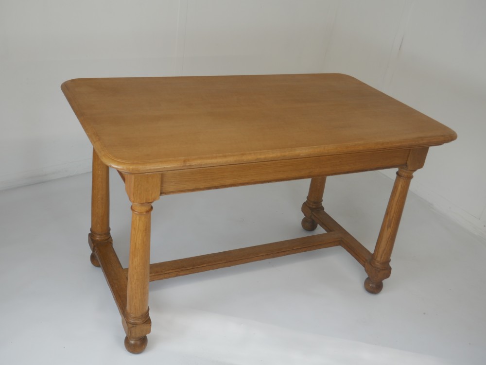English Oak Centre Table View X