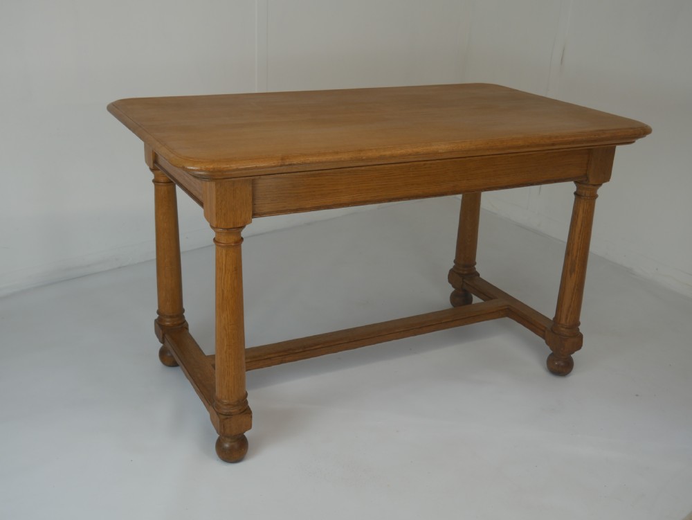 English Oak Centre Table View XI