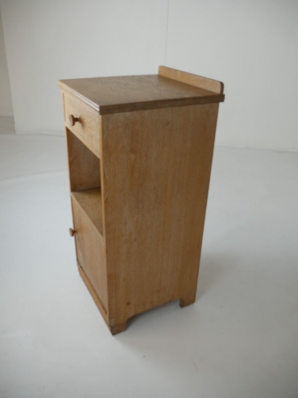 Heals Oak Bedside Cabinet View VI