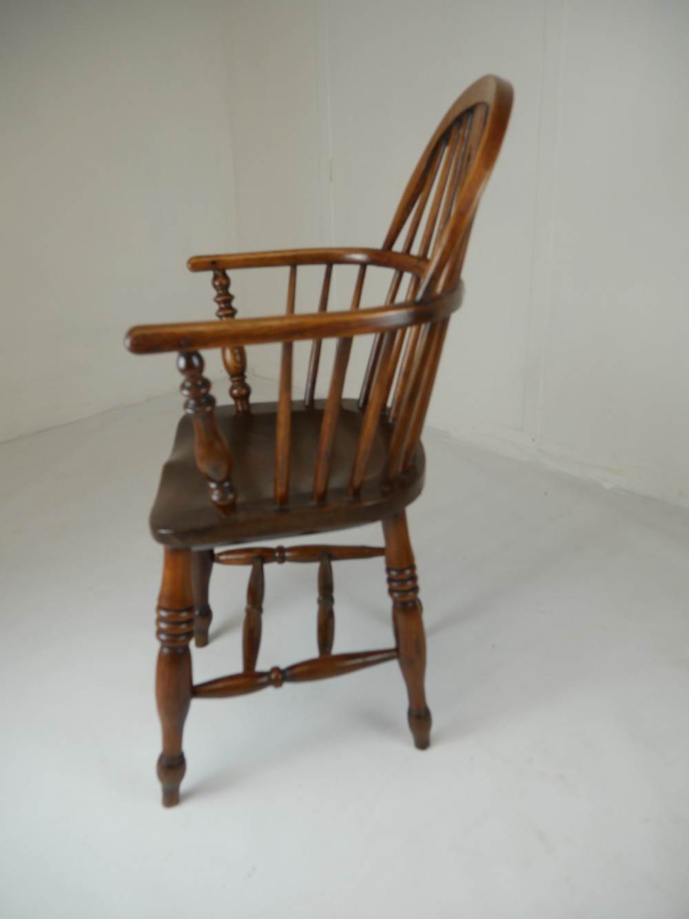 19th Century Ash Elm Windsor Chair View VII